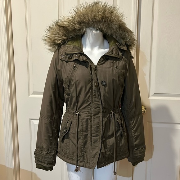 AEO winter hooded Coat. Medium. - Picture 1 of 11